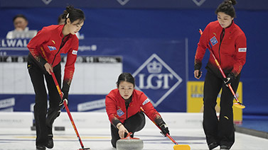 激起了人们 激起了人们